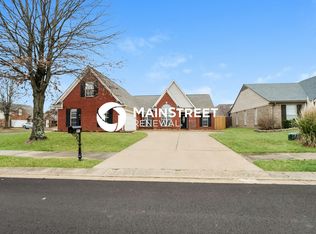 5665 Deer Ridge Dr, Southaven, MS 38672