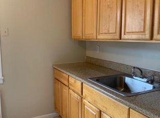 633 N Broad St #C18, Elizabeth, NJ 07208