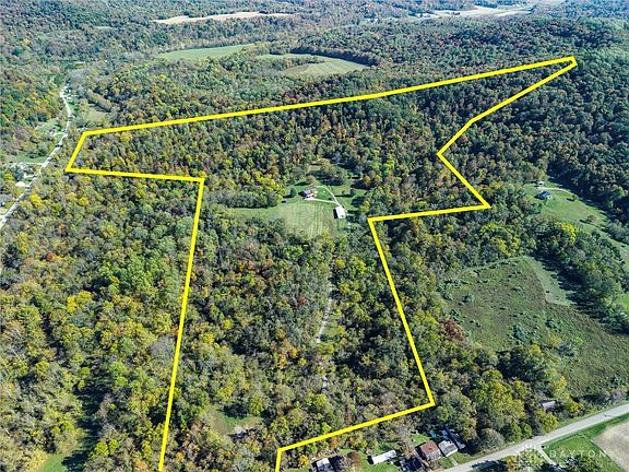 3rd image of 2384 Cliff Run Rd