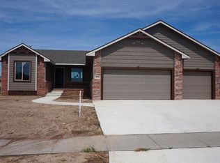 2200 E Sunset St, Goddard, KS 67052