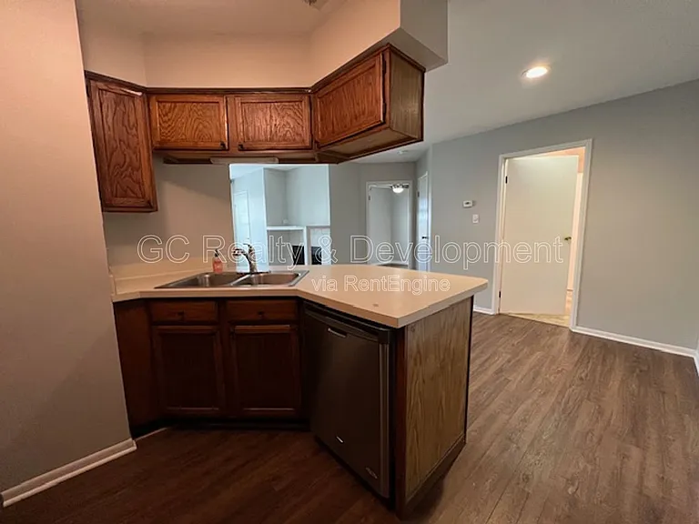 1251 Wyndham Dr #104 — Photo 12