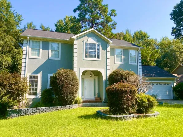 101 Creekwood Dr, Bonaire, GA 31005