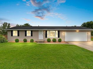 1017 Jordan Rd, De Pere, WI 54115