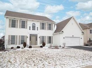 646 Brooklyn Dr, Aurora, IL 60502