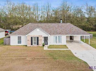 15290 Henderson Ln E, Prairieville, LA 70769