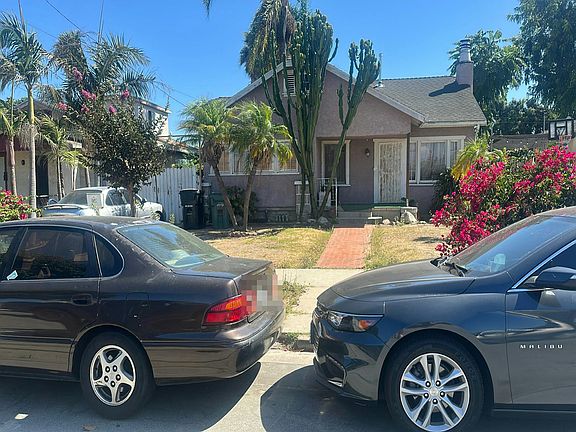 2nd image of 150 W 127th St