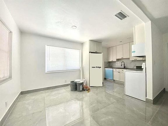 3rd image of 660 NE 34th Ct #1