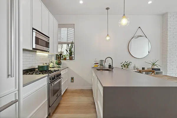Rented by Compass | media 2