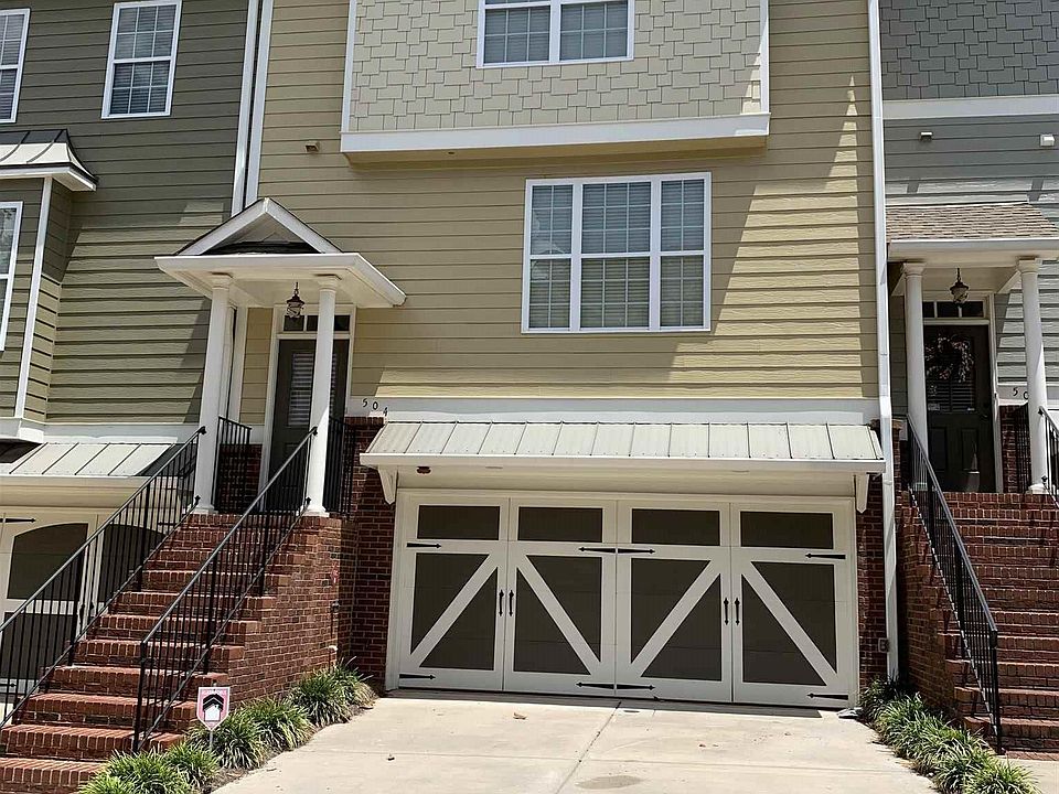 2nd image of 504 Lexington Vlg