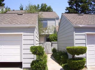 220 W Rumble Rd, Modesto, CA 95350