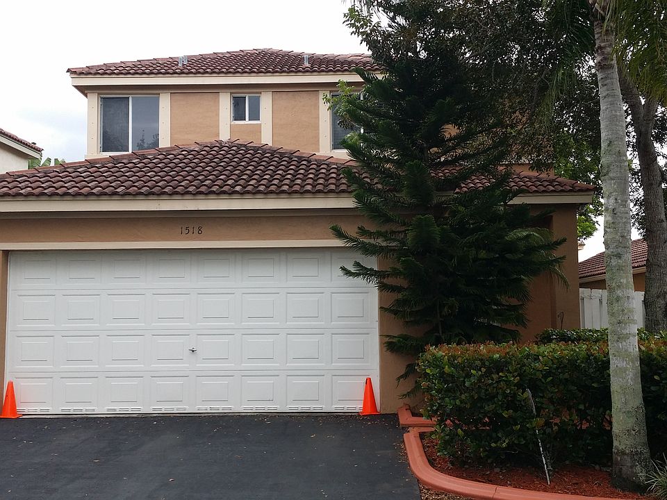 1st image of 1815 Presidio Dr