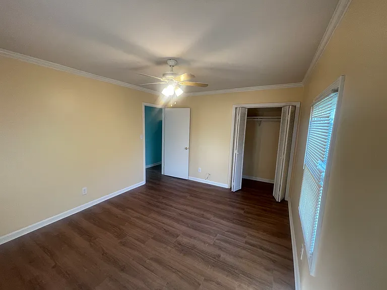 5211 River Rd — Photo 22