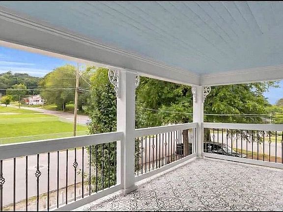 4th image of 3707 13th Ave