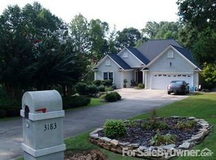 3183 Fair Oaks Dr, Lincolnton, NC 28092