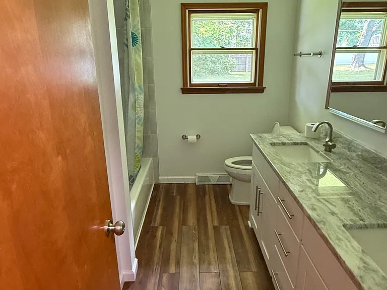2090 Grange Hall Rd — Photo 11