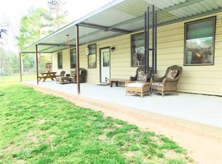 250 Buck Rd, Shepherd, TX 77371