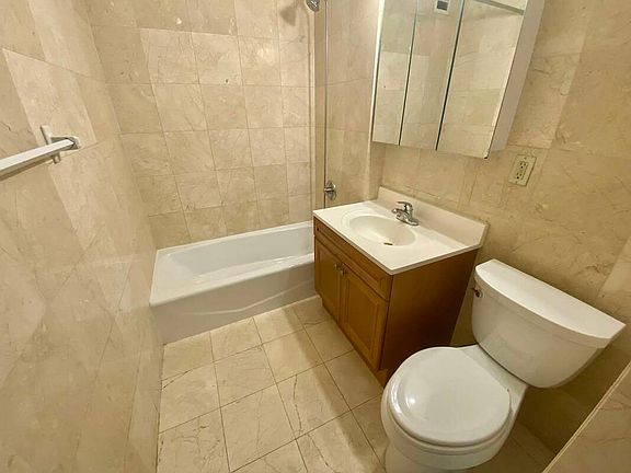 4th image of 229 E 13th St APT 5D