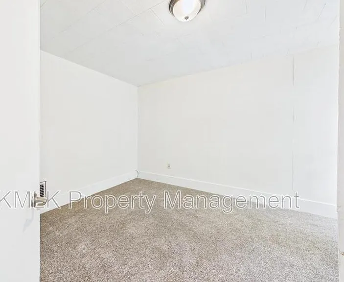 508 Crouse St — Photo 26