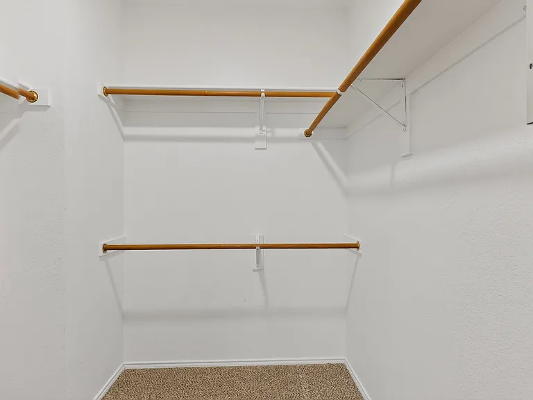 1409 Clear Creek Dr — Photo 23