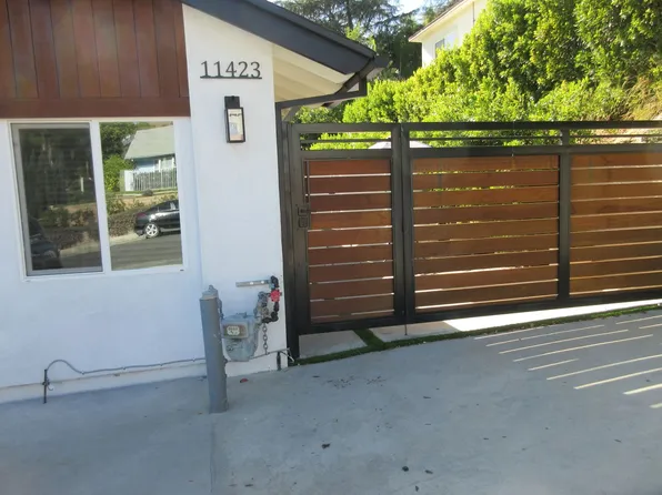 11423 Amigo Ave, Porter Ranch, CA 91326