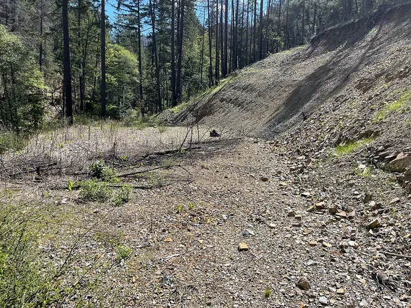 3200 Deadwood Rd, Lewiston, CA 96052