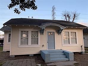 1st image of 185 Woodvale St