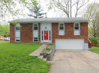 864 S Main St, Monroe, OH 45050