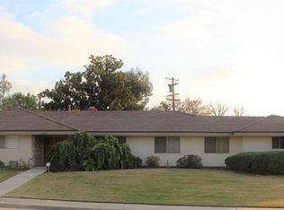 1919 Country Club Dr, Bakersfield, CA 93306