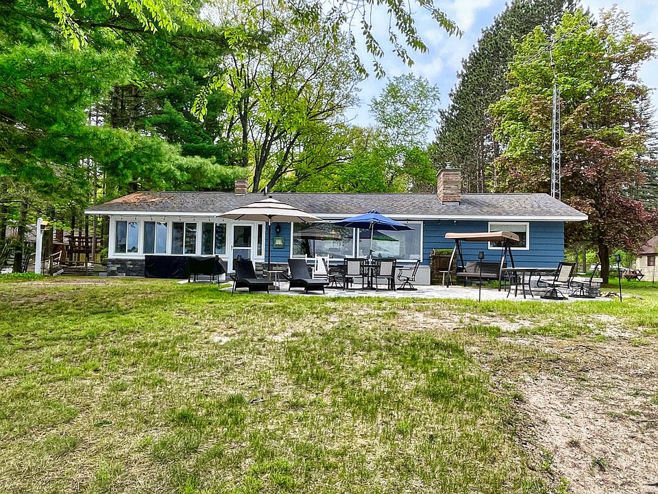 1st image of 102 Ethel Dr