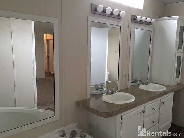 1st image of 107 Sherrie Ln