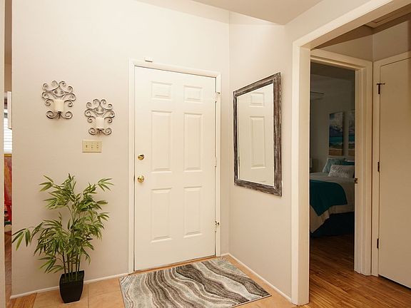 2nd image of 114 Parkwood Dr