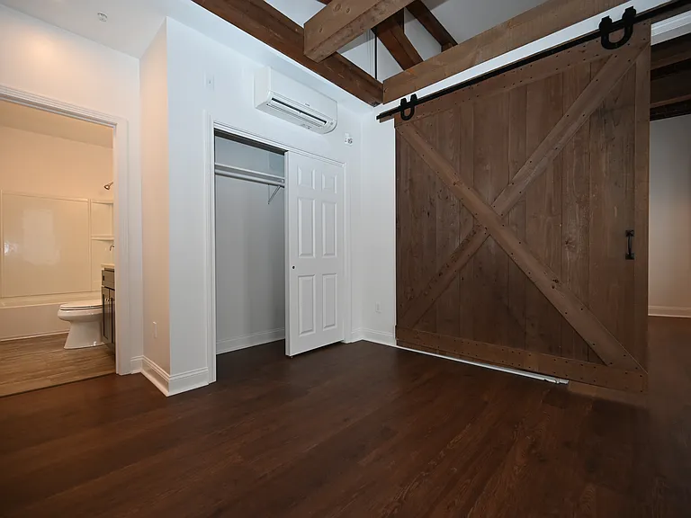 10 S Main St #4 — Photo 7