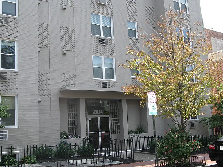 2130 N St NW #2A — Photo 1