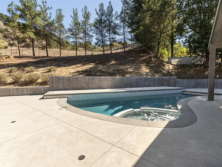 3500 Loadstone Dr — Photo 22