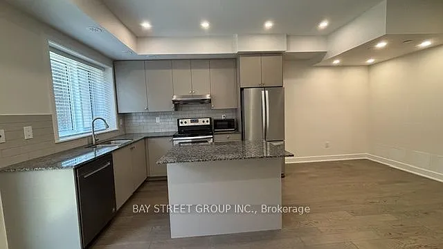 35 Frederick Tisdale Dr — Photo 4