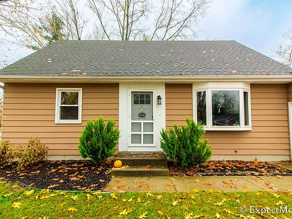 2nd image of 1340 Jeffery St