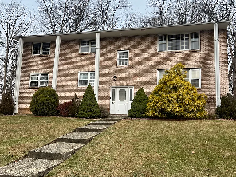 25 Diane Ct — Photo 28