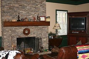 4th image of 140 Peachbelt Rd
