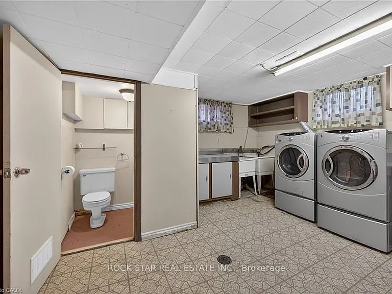 134 W 28th St — Photo 21