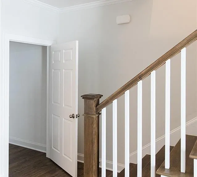517 Gathering Park Cir — Photo 4