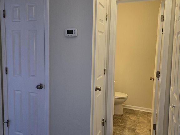 5th image of 3909 Merestone Dr