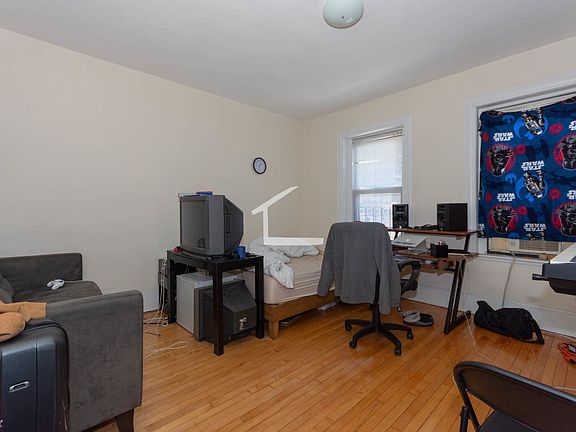 100 Linden St. #17 Boston (Allston) Unit Photo 3