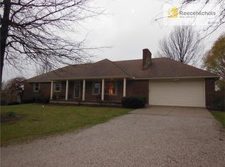 11012 S Perdue Rd, Grain Valley, MO 64029