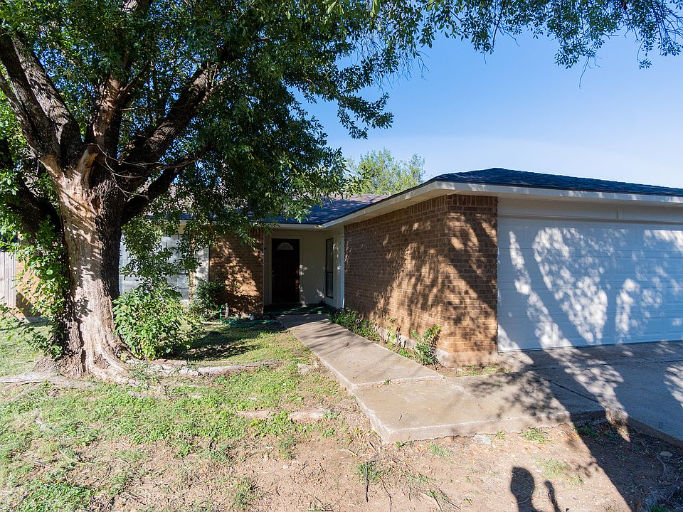 1st image of 7701 Four Winds Dr