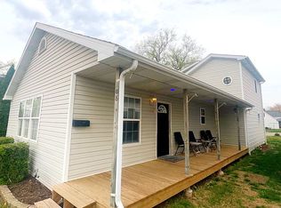 108 N 3rd St, Dupo, IL 62239