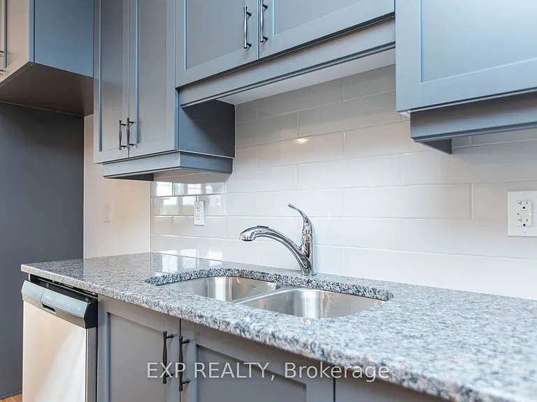 208 Dion Ave — Photo 16