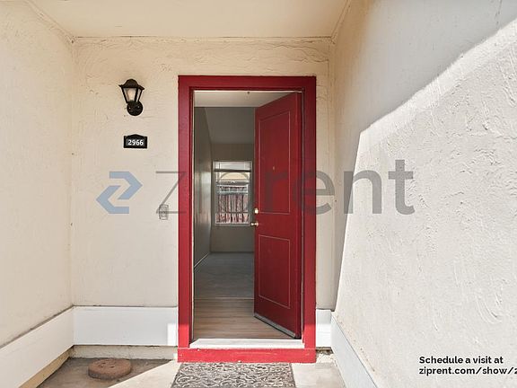 3rd image of 2966 Stanhope Dr