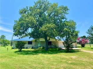 3092 Fm 795, Gonzales, TX 78629