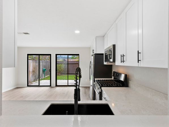 2524 Ocean Cove Dr