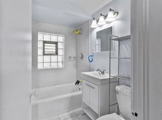 16 E 91st St, Chicago, IL